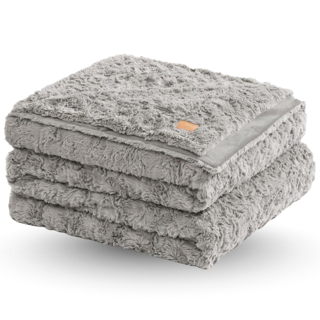 Faux Fur Blanket: Decorative, Reversible, Textured Wave Pattern and High 400 GSM Weight